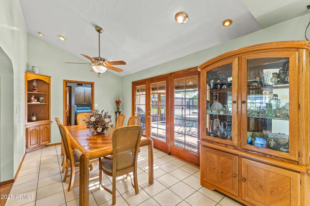 2047 W CAMBRIDGE Avenue, Phoenix, AZ 85009
