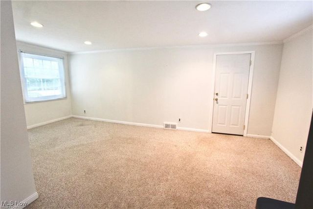 4050 Silsby Road, University Heights, OH 44118