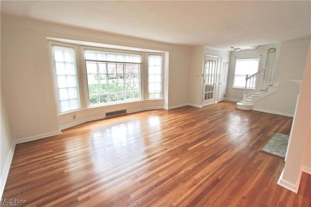 4050 Silsby Road, University Heights, OH 44118