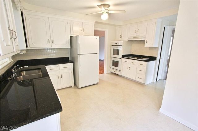 4050 Silsby Road, University Heights, OH 44118