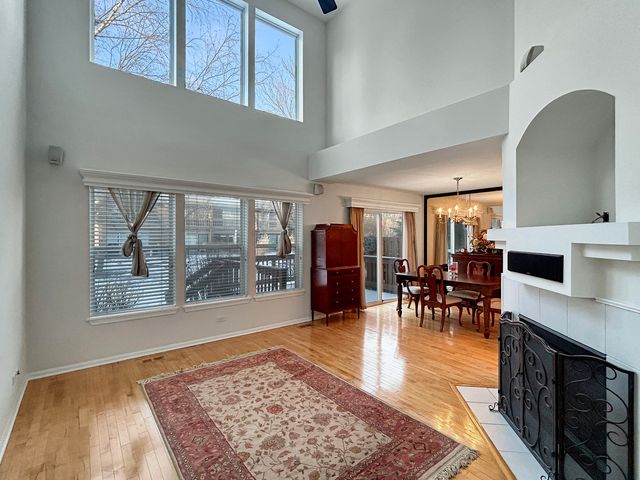 1726 Dixon Drive, Lisle, IL 60532