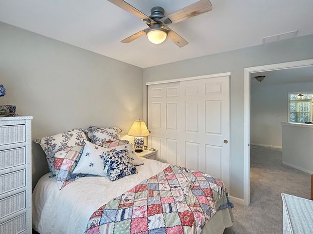 1726 Dixon Drive, Lisle, IL 60532