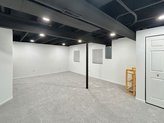 1726 Dixon Drive, Lisle, IL 60532