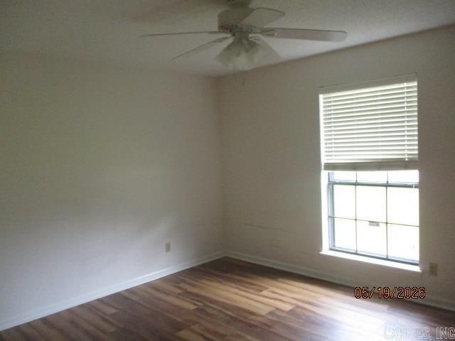 16 Glade Rd, Jacksonville, AR 72076