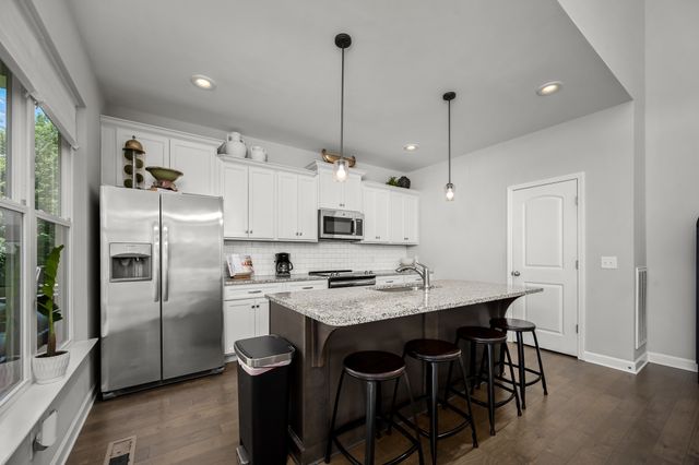 185 Evans Dr, Tullahoma, TN 37388