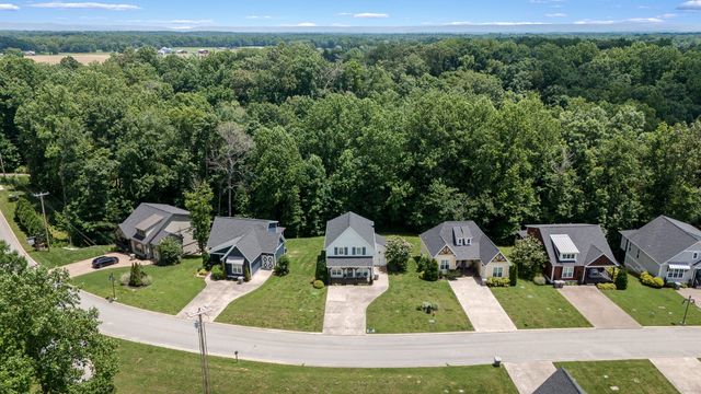 185 Evans Dr, Tullahoma, TN 37388