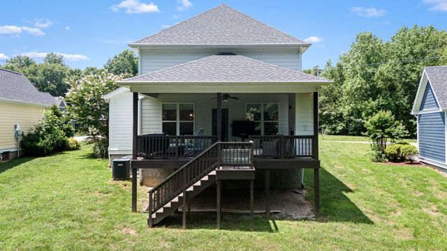 185 Evans Dr, Tullahoma, TN 37388