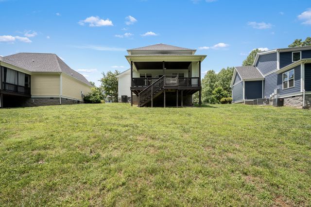 185 Evans Dr, Tullahoma, TN 37388