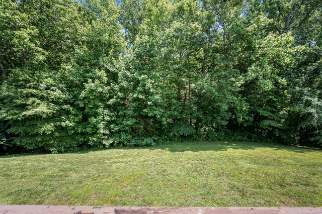 185 Evans Dr, Tullahoma, TN 37388