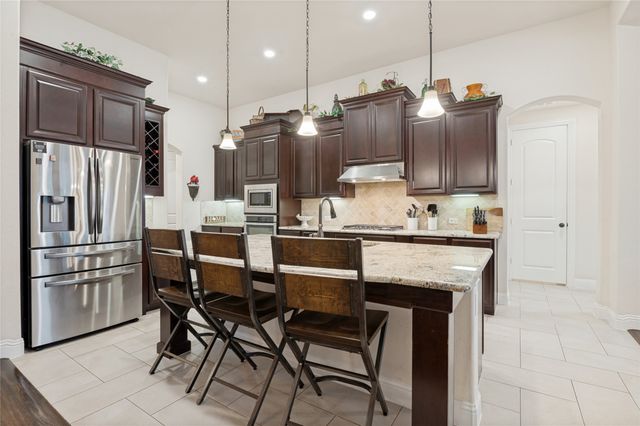 1208 SW 6th Street, Argyle, TX 76226