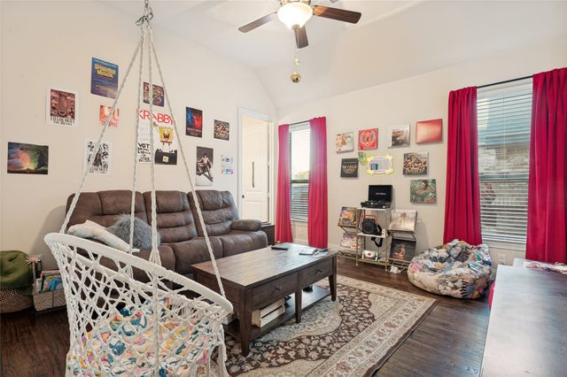 1208 SW 6th Street, Argyle, TX 76226