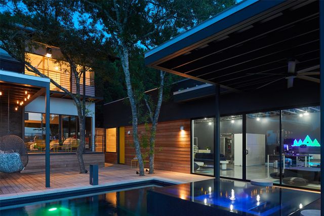 4713 Via Media, Austin, TX 78746