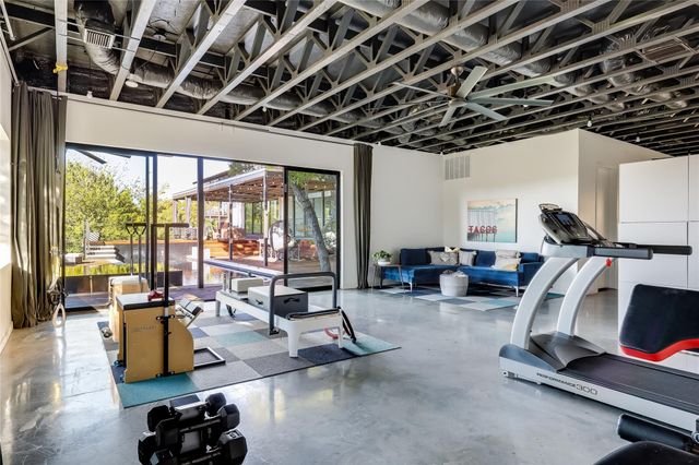 4713 Via Media, Austin, TX 78746