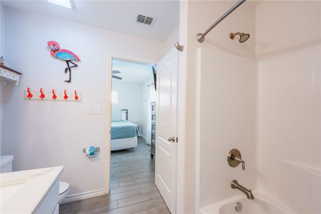 1710 Fishermans Cove Road, Port Aransas, TX 78373