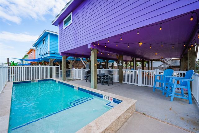 1710 Fishermans Cove Road, Port Aransas, TX 78373