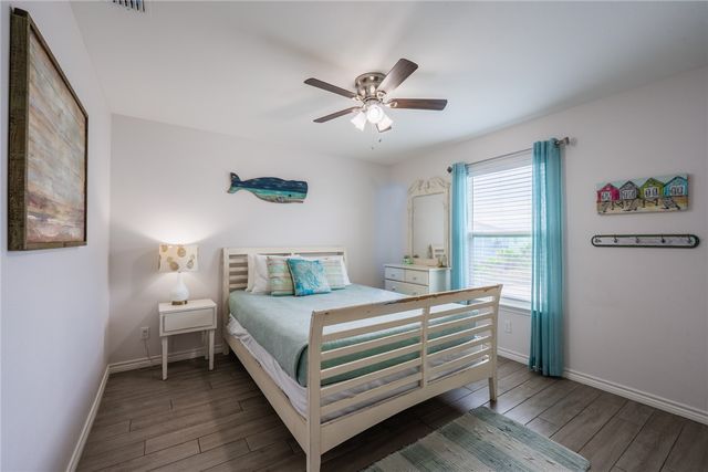 1710 Fishermans Cove Road, Port Aransas, TX 78373