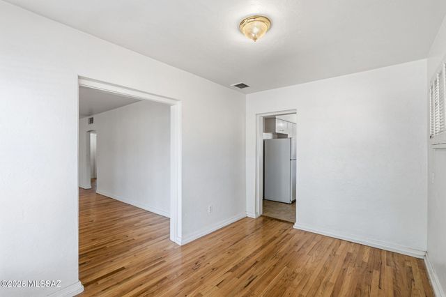 2014 E Helen Street, Tucson, AZ 85719