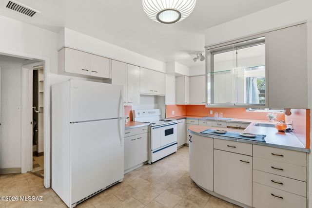 2014 E Helen Street, Tucson, AZ 85719