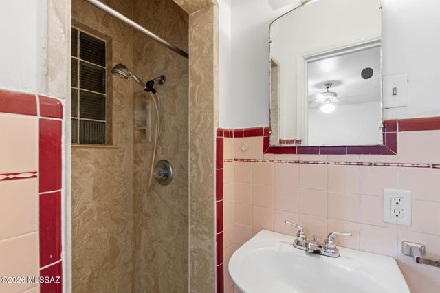 2014 E Helen Street, Tucson, AZ 85719