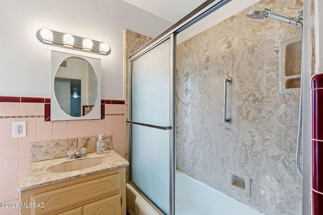 2014 E Helen Street, Tucson, AZ 85719