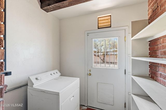 2014 E Helen Street, Tucson, AZ 85719