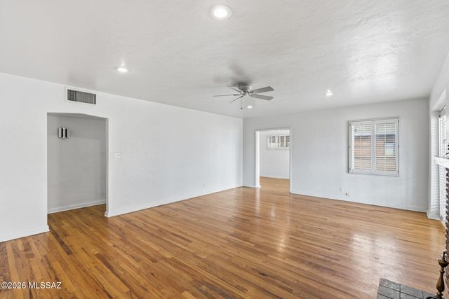 2014 E Helen Street, Tucson, AZ 85719