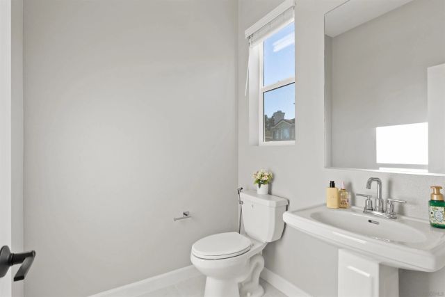 12124 Riley Ln, San Diego, CA 92128