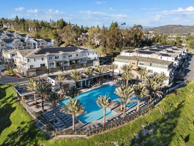 12124 Riley Ln, San Diego, CA 92128