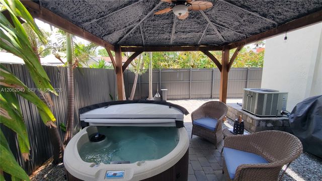 3021 SW 27th Lane 3031, Miami, FL 33133