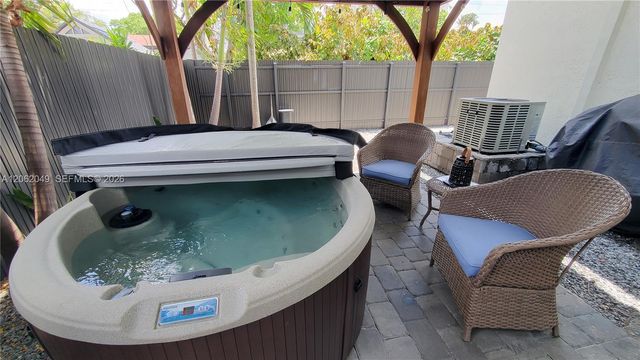 3021 SW 27th Lane 3031, Miami, FL 33133