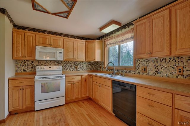 43 Cr 9, Gouverneur, NY 13642