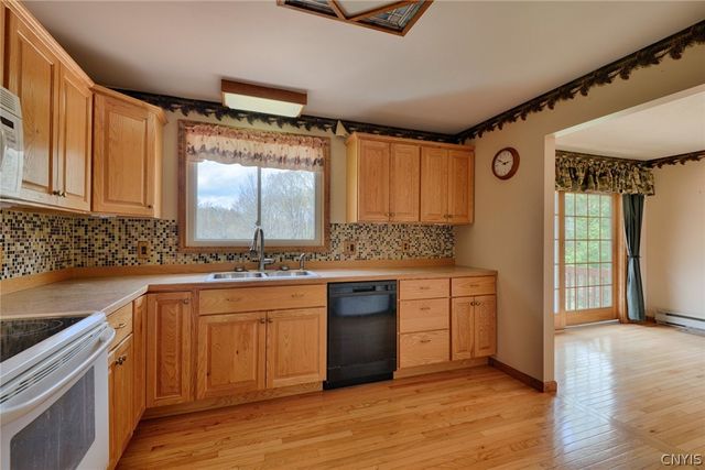 43 Cr 9, Gouverneur, NY 13642