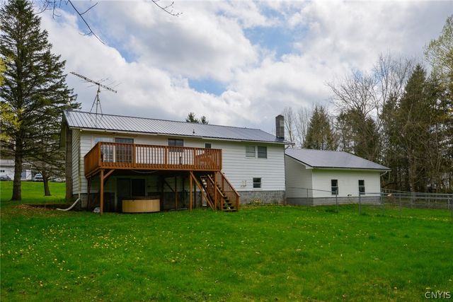 43 Cr 9, Gouverneur, NY 13642