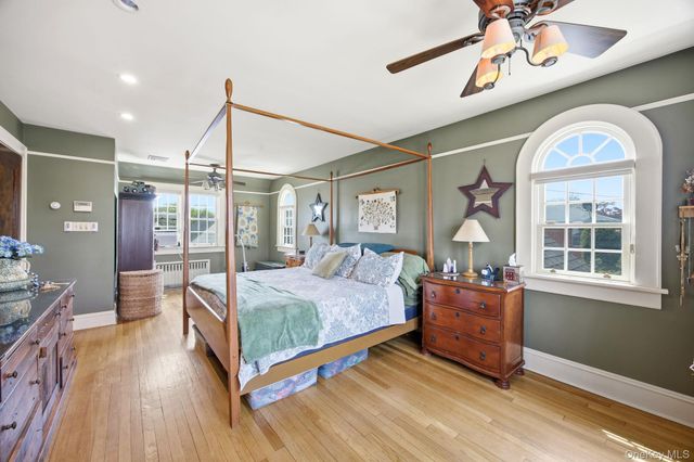 110 Bedford Avenue, Garden City Park, NY 11040