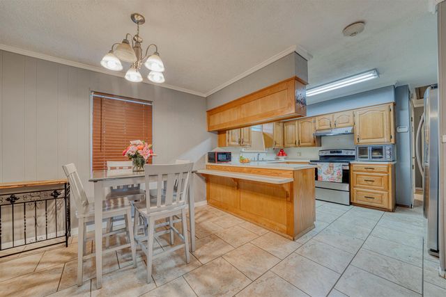 1504 Scenic Dr, Longview, TX 75604