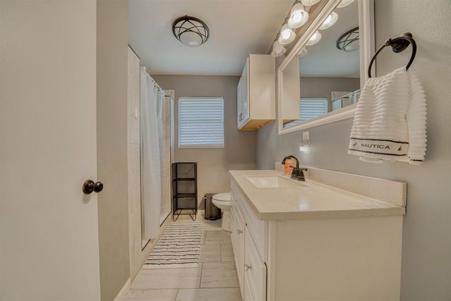 1504 Scenic Dr, Longview, TX 75604