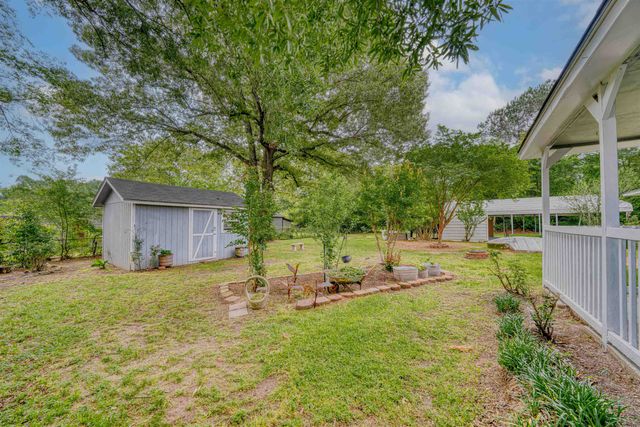 1504 Scenic Dr, Longview, TX 75604