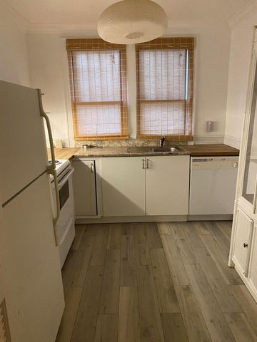 318 S J Street 1 R, Lake Worth Beach, FL 33460