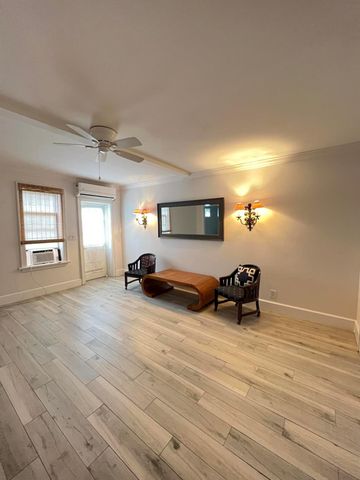 318 S J Street 1 R, Lake Worth Beach, FL 33460