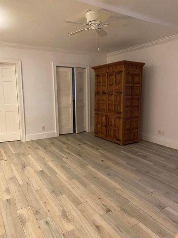 318 S J Street 1 R, Lake Worth Beach, FL 33460