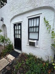 318 S J Street 1 R, Lake Worth Beach, FL 33460