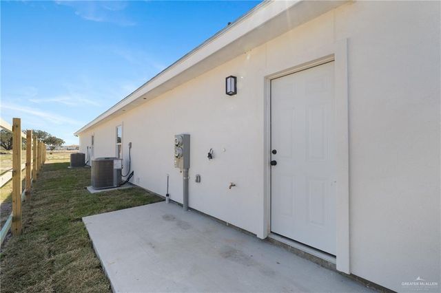 2900 Gabriel Street 2, Mission, TX 78574