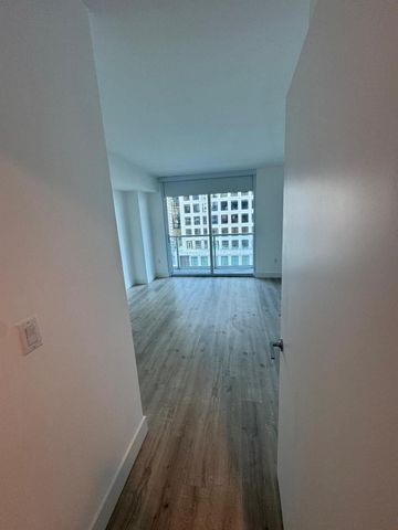 500 Brickell Avenue 1706, Miami, FL 33131