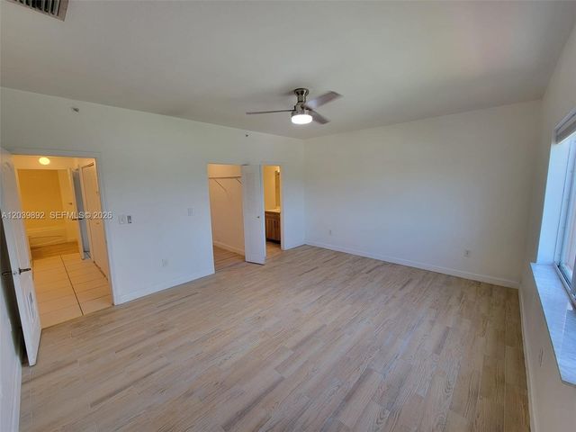 1300 NE 109th St 405, Miami, FL 33161