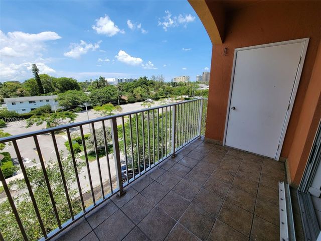 1300 NE 109th St 405, Miami, FL 33161