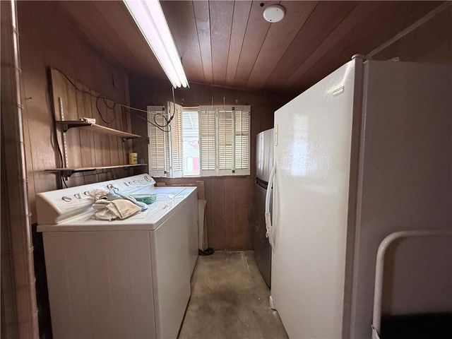 1847 Derrill Drive, Decatur, GA 30032