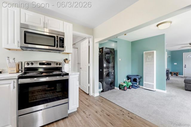 4333 Avenue E, Frenchtown Township, MI 48166