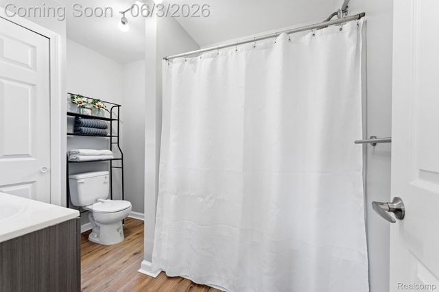 4333 Avenue E, Frenchtown Township, MI 48166