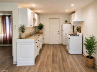 6911 Baird 1/2, Reseda, CA 91335