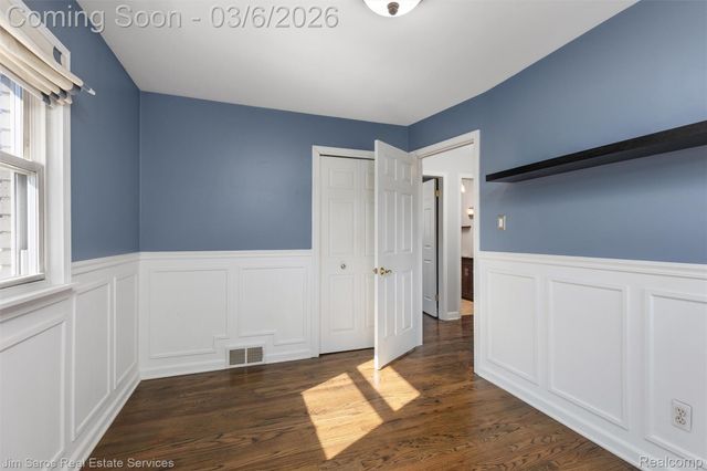 25083 Arlington Street, Roseville, MI 48066